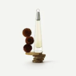 Issey Miyake L'Eau D'Issey -Sconto Regalo Di Profumo in Italia cont issey miyake issey d34234703001543p